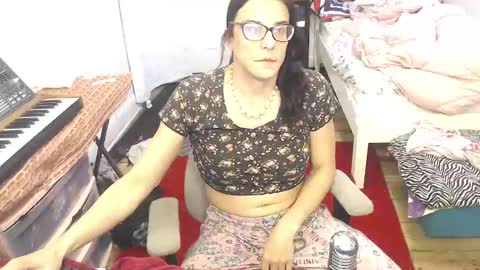 Trashely Gimpson online show from 21, 2, 2025