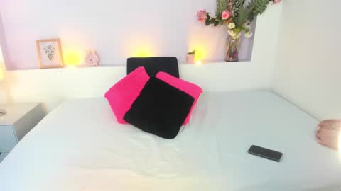 My name is AMY... Nice to meet you  thumb up me please its important online show from 9, 12, 2024