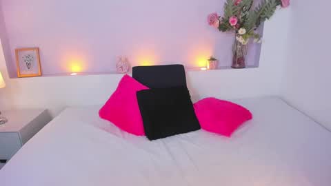 My name is AMY... Nice to meet you  thumb up me please its important online show from 19, 12, 2024