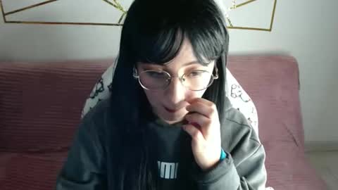 Snapshot of amycosplay_99 chatting on 11, 11, 2025 amycosplay_99 online show from 11, 11, 2025