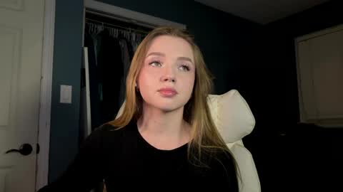 Snapshot of amyjj chatting on 16, 4, 2026 Amy online show from 16, 4, 2026