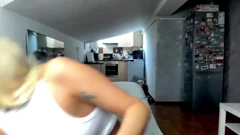 amyroberta92 online show from 2, 3, 2026