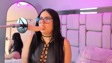 amywhitte_ online show from 5, 12, 2025