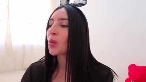 Snapshot of ana_castilo chatting on 4, 11, 2025 Ana IG an castillo 1 online show from 4, 11, 2025