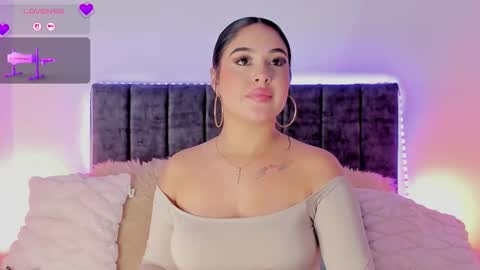 Snapshot of ana_levi chatting on 21, 10, 2025 Ana online show from 21, 10, 2025