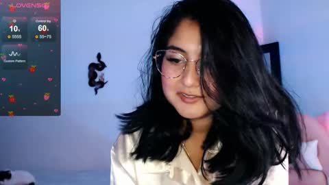 Ana Ricciardi online show from 5, 12, 2024