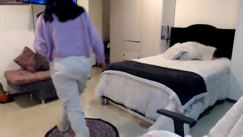 Ana Ricciardi online show from 11, 1, 2026