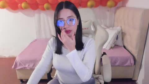 Im anna but you can call me as you want online show from 21, 2, 2025