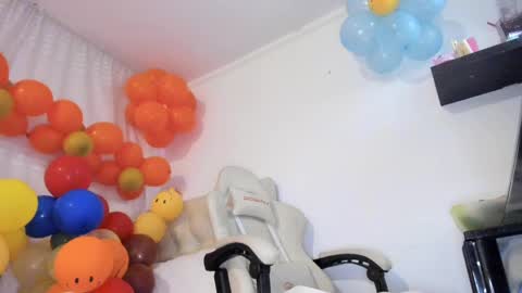 Im anna but you can call me as you want online show from 9, 3, 2025