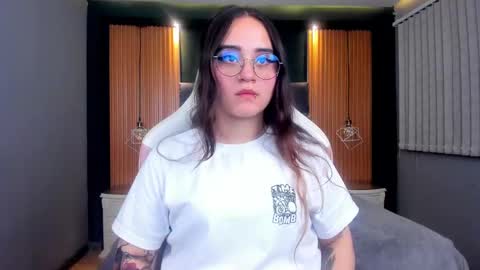 Snapshot of ana_taylor2 chatting on 6, 2, 2025 Ana online show from 6, 2, 2025