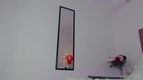 Ana Moon  online show from 31, 1, 2025