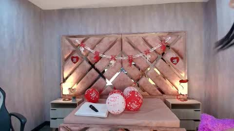 Snapshot of anabell_brown chatting on 19, 9, 2025 HI I AM ANABELL online show from 19, 9, 2025