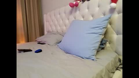 Snapshot of anabellovee chatting on 13, 1, 2025 ANABELLOVEE online show from 13, 1, 2025