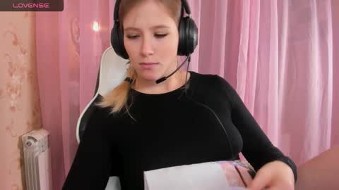 AnabelMelody online show from 20, 10, 2025