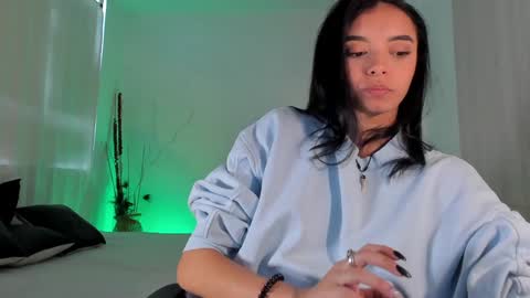 ANABEL WOLF  online show from 27, 1, 2025