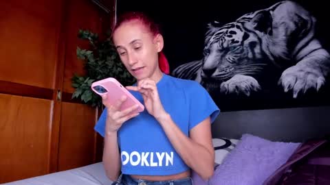 Anahi online show from 5, 3, 2025