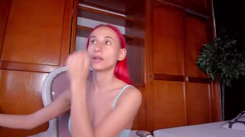 Anahi online show from 11, 2, 2026