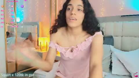 Snapshot of anahi_maite chatting on 11, 6, 2026 Anahi online show from 11, 6, 2026
