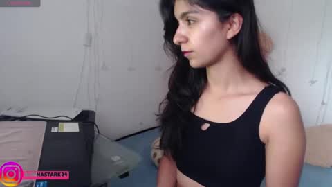 Snapshot of anahibrowns95 chatting on 11, 2, 2025 Anahi Browns online show from 11, 2, 2025