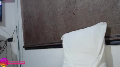 Anahi Browns online show from 20, 11, 2025