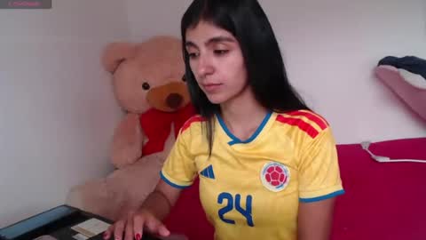 Anahi Browns online show from 23, 6, 2026
