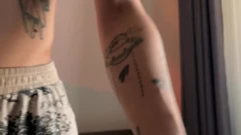 Snapshot of anahori_simon chatting on 16, 4, 2026 simon online show from 16, 4, 2026