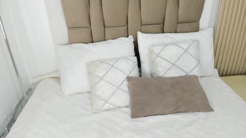 Anais  online show from 14, 11, 2025