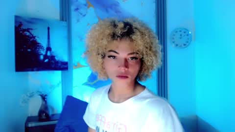 Snapshot of anais_velvet_ chatting on 30, 6, 2026 anais_velvet_ online show from 30, 6, 2026