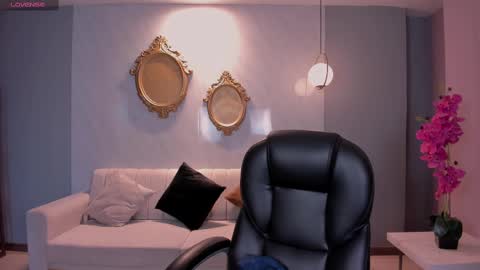 Snapshot of anaisnin1 chatting on 23, 2, 2025 Anais Nin online show from 23, 2, 2025