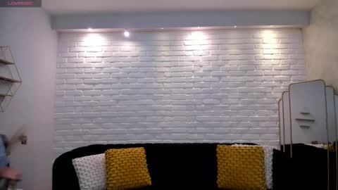 Snapshot of anaisnin1 chatting on 9, 9, 2025 Anais Nin online show from 9, 9, 2025