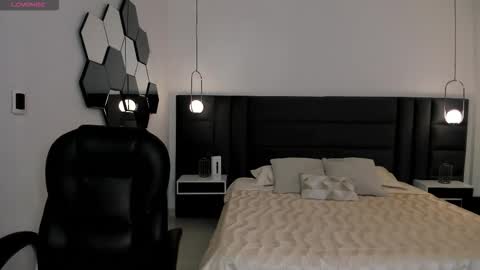 Snapshot of anaisnin1 chatting on 17, 9, 2025 Anais Nin online show from 17, 9, 2025