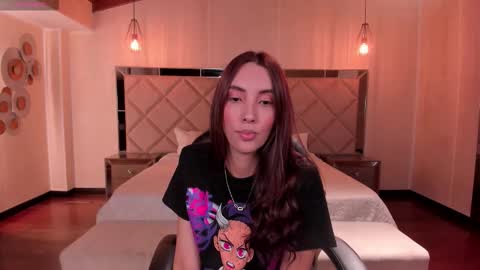 Snapshot of anaisnin1 chatting on 21, 10, 2025 Anais Nin online show from 21, 10, 2025