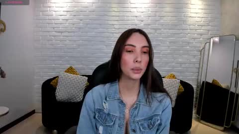 Snapshot of anaisnin1 chatting on 5, 11, 2025 Anais Nin online show from 5, 11, 2025