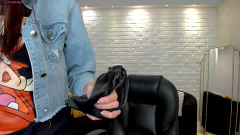 Snapshot of anaisnin1 chatting on 7, 11, 2025 Anais Nin online show from 7, 11, 2025