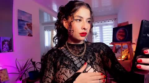 Snapshot of anakedartist chatting on 27, 1, 2025 Mariana online show from 27, 1, 2025