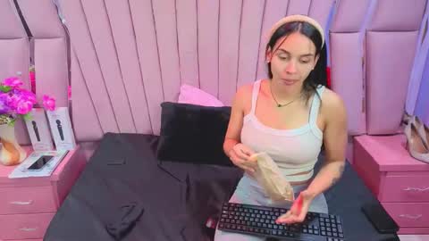 AbbyAndAntonela online show from 24, 2, 2026