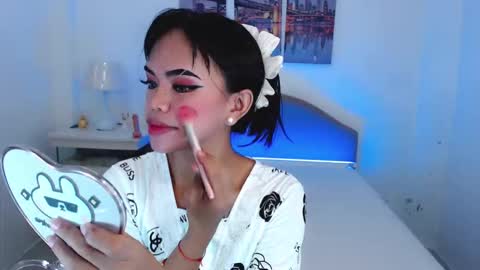 analisa online show from 12, 10, 2025