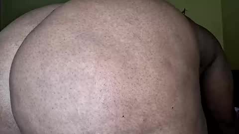 Snapshot of analock chatting on 9, 9, 2025 Dotunga online show from 9, 9, 2025