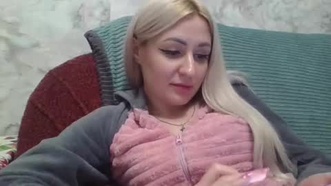 Snapshot of analqueen2024 chatting on 17, 1, 2025 analqueen2024 online show from 17, 1, 2025