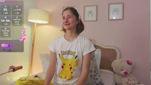 Ana Mara Botero online show from 12, 3, 2025