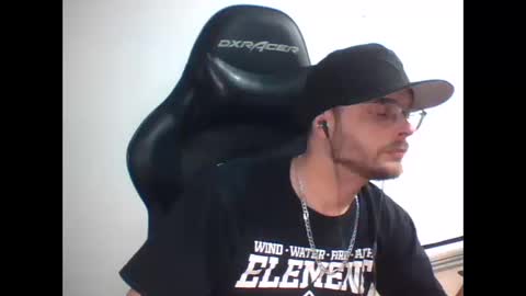 Snapshot of anarchyy1994 chatting on 28, 3, 2026 anarchyy1994 online show from 28, 3, 2026