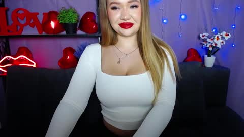 anastacyyellig online show from 7, 3, 2025