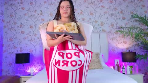 Mia online show from 16, 10, 2025