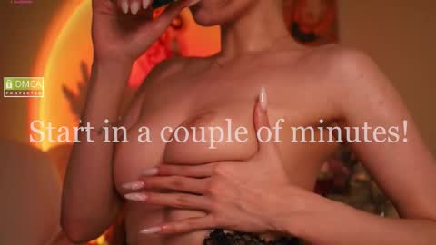   online show from 4, 12, 2025