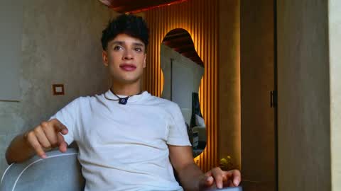 Snapshot of ander_ashford77 chatting on 3, 6, 2026 Ander online show from 3, 6, 2026