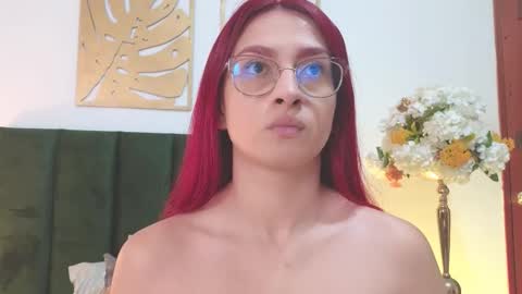 Andra Cyrus online show from 19, 9, 2025