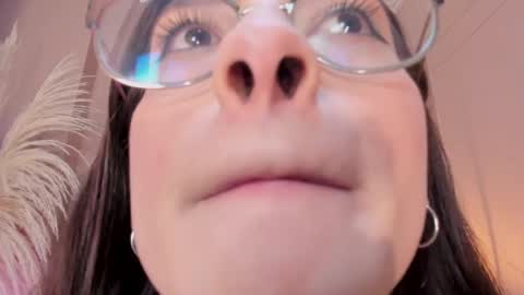 Andra Cyrus online show from 29, 5, 2026