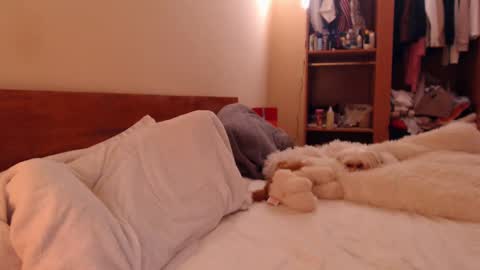 Andra online show from 6, 3, 2025