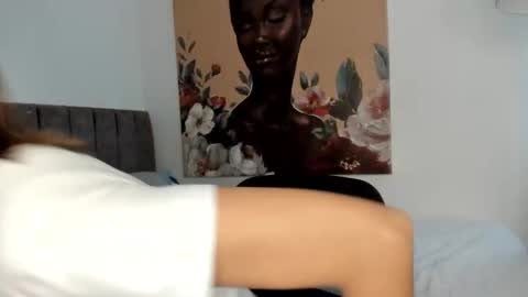 A l e online show from 21, 9, 2025