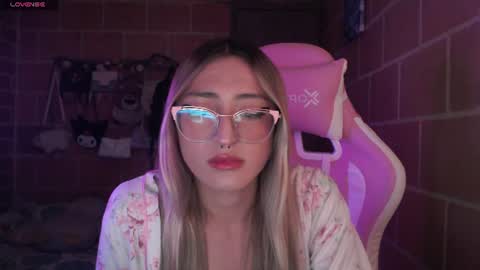 Andrea  online show from 10, 7, 2026
